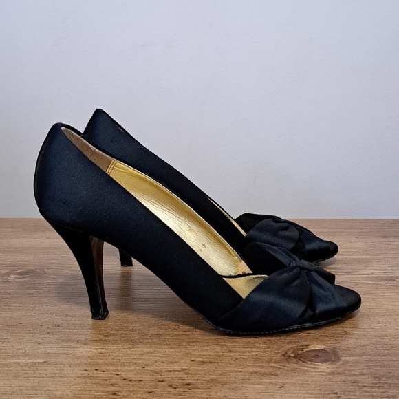 J. Crew Black Heels Women's Size 8 Fabric Upper Bow Open Toe Gold Made in Italy - Picture 4 of 16